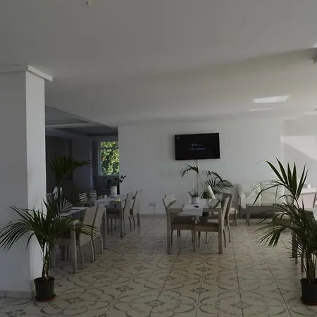 Hotel Klaton 3*