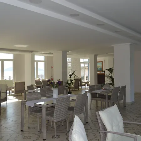 Klaton Ξενοδοχείο