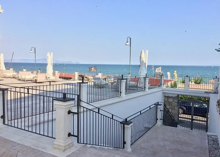 Klaton 3* Φόρμια